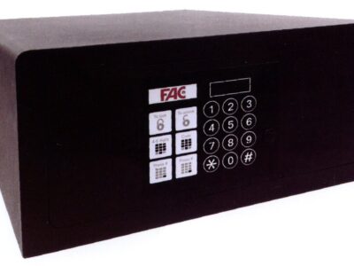 38500 COFRE HOTEL FAC-HT 195×400