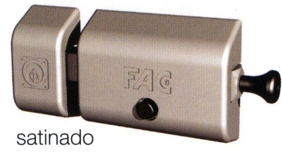 01932 FERROLHO UVE MAGNE.70 ACETI
